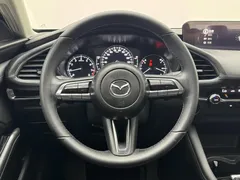 2021 Mazda Mazda3 2.0L AT, белый — фото 11