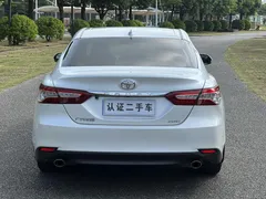 2021 Toyota Camry 2.0G Luxury, белый — фото 6