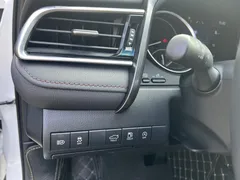 2021 Toyota Camry 2.0G Luxury, белый — фото 17