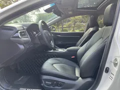 2021 Toyota Camry 2.0G Luxury, белый — фото 18