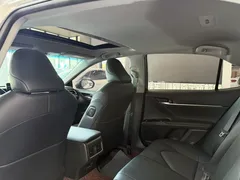 2023 Toyota Camry 2.5S Fashion, белый — фото 5