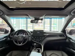 2023 Toyota Camry 2.5S Fashion, белый — фото 8