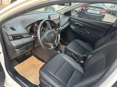 2022 Toyota Yaris L Zhixuan X 1.5L CVT Leading Plus, белый — фото 4