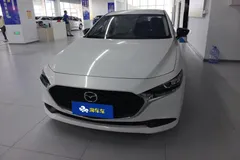 2022 Mazda Mazda3 2.0L AT, белый — фото 3
