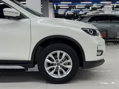 2023 Nissan X-Trail Classic 2.0L 2WD, белый — фото 4