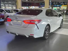 2021 Toyota Camry 2.0S Fashion, белый — фото 6