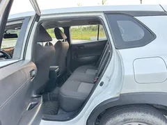2023 Toyota Frontlander 2.0L CVT Elite, белый — фото 24