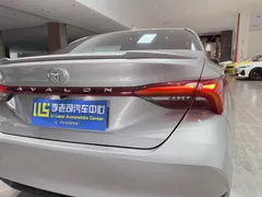 2022 Toyota Avalon 2.5L Luxury — фото 30
