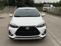 2022 Toyota Yaris L Zhixuan X 1.5L CVT Luxury Plus, белый — фото 2