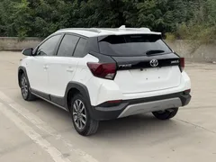 2022 Toyota Yaris L Zhixuan X 1.5L CVT Luxury Plus, белый — фото 10