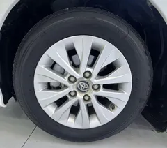 2021 Toyota Corolla 1.5L CVT Elite, белый — фото 24