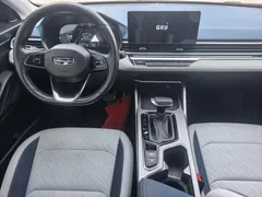 2022 Geely Emgrand 4th Gen 1.5L CVT Premium, белый — фото 5