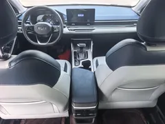 2022 Geely Emgrand 4th Gen 1.5L CVT Premium, белый — фото 7