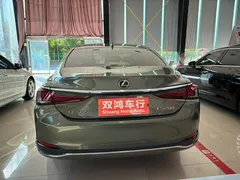 2022 Lexus ES 200 Excellence, зелёный — фото 5