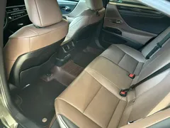 2022 Lexus ES 200 Excellence, зелёный — фото 9