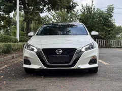 2021 Nissan Teana 2.0L XL Comfort, белый — фото 2