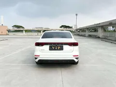 2022 Geely Emgrand 4th Gen 1.5L CVT Luxury, белый — фото 9