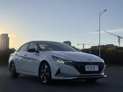 2022 Hyundai Elantra 1.5L CVT Flagship TOP, белый — фото 7