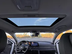 2022 Hyundai Elantra 1.5L CVT Flagship TOP, белый — фото 13