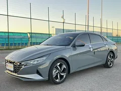2022 Hyundai Elantra 1.5L CVT LUX Premium — фото 1