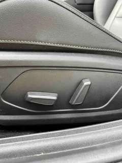 2022 Hyundai Elantra 1.5L CVT LUX Premium — фото 16
