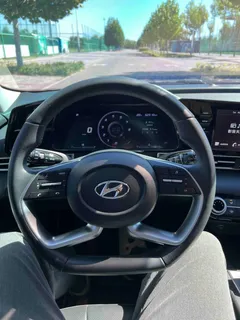 2022 Hyundai Elantra 1.5L CVT GLX Elite, белый — фото 11