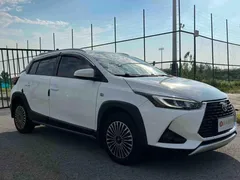 2022 Toyota Yaris L Zhixuan 1.5L CVT Leading Plus, белый — фото 3