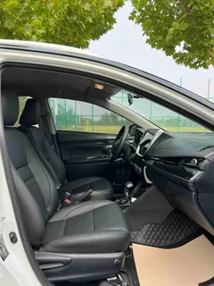 2022 Toyota Yaris L Zhixuan 1.5L CVT Leading Plus, белый — фото 8