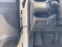 2022 Toyota RAV4 2.0L CVT 2WD Fashion, белый — фото 16