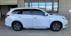 2021 Mitsubishi Outlander 2.4L 4WD 7-seat, белый — фото 7