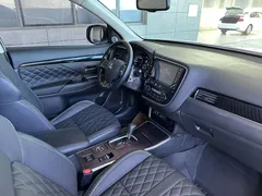 2021 Mitsubishi Outlander 2.4L 4WD 7-seat, белый — фото 8