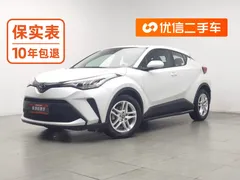 2022 Toyota C-HR 2.0L Leading, белый — фото 1