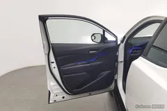 2022 Toyota C-HR 2.0L Leading, белый — фото 11