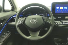 2022 Toyota C-HR 2.0L Leading, белый — фото 15