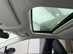 2021 Toyota Corolla 1.5L CVT Elite, белый — фото 13