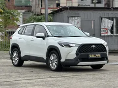 2023 Toyota Corolla Cross 2.0L CVT Pioneer, белый — фото 3