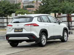2023 Toyota Corolla Cross 2.0L CVT Pioneer, белый — фото 7