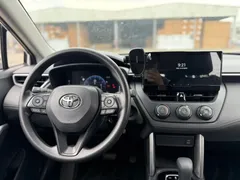 2023 Toyota Corolla Cross 2.0L CVT Pioneer, белый — фото 16