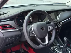 2022 Changan CS35 PLUS 1.6L GDI MT Luxury, белый — фото 8