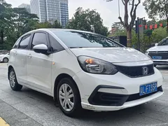 2022 Honda Fit 1.5L CVT Sunroof, белый — фото 3