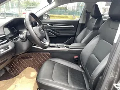 2023 Geely Emgrand 1.5L CVT Luxury Champion 4th Gen — фото 4