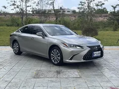 2022 Lexus ES 200 Excellence — фото 3