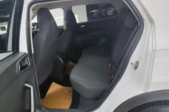 2023 Volkswagen Tacqua 1.5L AT Fashion, белый — фото 13