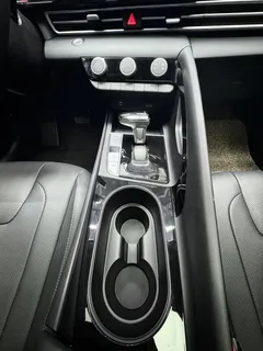 2023 Hyundai Elantra 1.5L CVT GLX Elite — фото 14