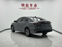 2023 Kia Cerato 1.5L IVT Luxury — фото 8