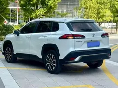 2023 Toyota Frontlander 2.0L CVT Sport, белый — фото 4