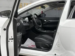 2021 Geely Emgrand UP 1.5L CVT, белый — фото 9