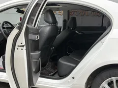 2021 Geely Emgrand UP 1.5L CVT, белый — фото 13
