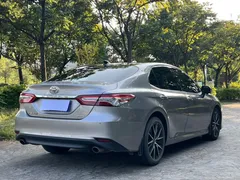 2021 Toyota Camry 2.5G Luxury — фото 7