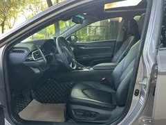 2021 Toyota Camry 2.5G Luxury — фото 10